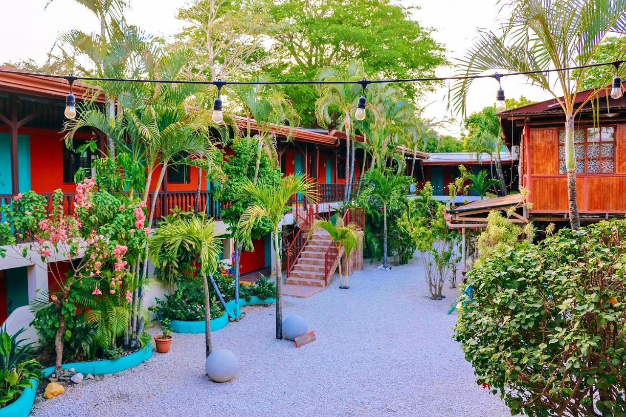 Blue Iguana Hotel Sámara Exterior foto